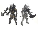 Predator 40cm BERSERKER  Standing 3 Weapons choice