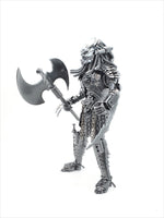 Predator 40cm BERSERKER  Standing 3 Weapons choice