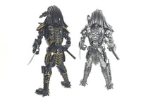 Predator 40cm ELDER  Standing 3 Weapons choice